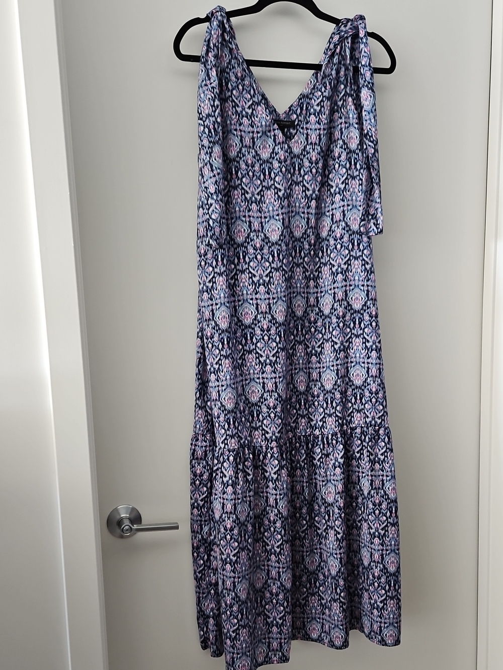 Banana Republic Maxi Dress in Navy and Pink Print